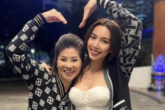 Thùy Tiên bất ngờ bị “mami Teresa” bỏ theo dõi ngay khi Miss Grand International 2023 vừa khởi động, chuyện gì đây?