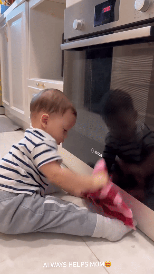 Coi trai Bùi Tiến Dũng hơn 10 tháng tuổi đã vào bếp, làm gì mà Dianka mừng rỡ khoe lên mạng?-2