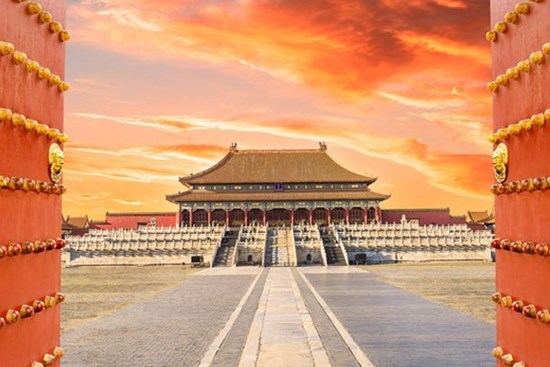 Vì sao 81 cái đinh ở cổng Tử Cấm Thành không gây nguy hiểm nhưng không 1 ai dám chạm vào?