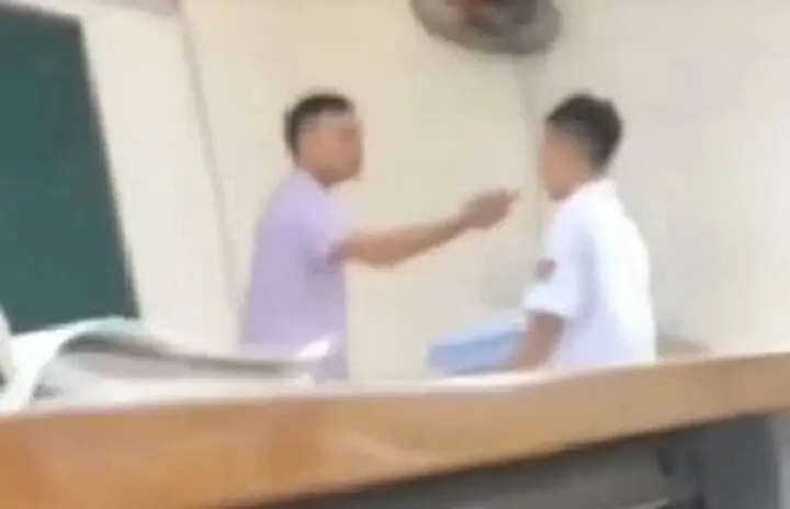 Thầy giáo xưng hô mày - tao, mắng chửi học sinh nộp đơn xin nghỉ việc-1