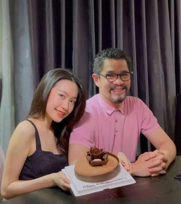 Thân thế ít người biết của vợ sắp cưới Đoàn Văn Hậu: Tiểu thư Hà Thành nức tiếng, sở hữu BST hàng hiệu khủng-1