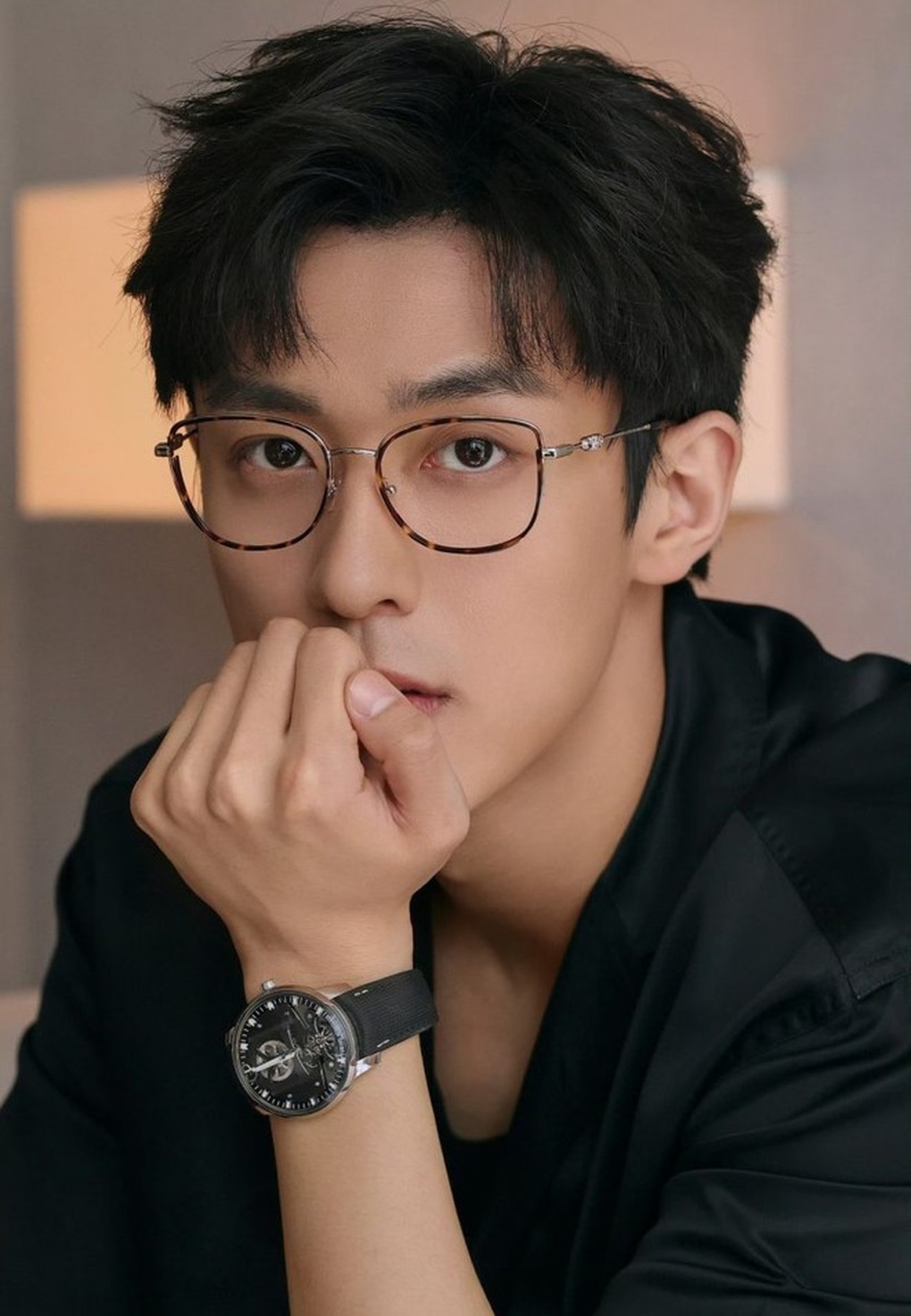 Thả tim ảnh diễn của Lisa tại câu lạc bộ thoát y, nam nghệ sĩ bị tẩy chay-3