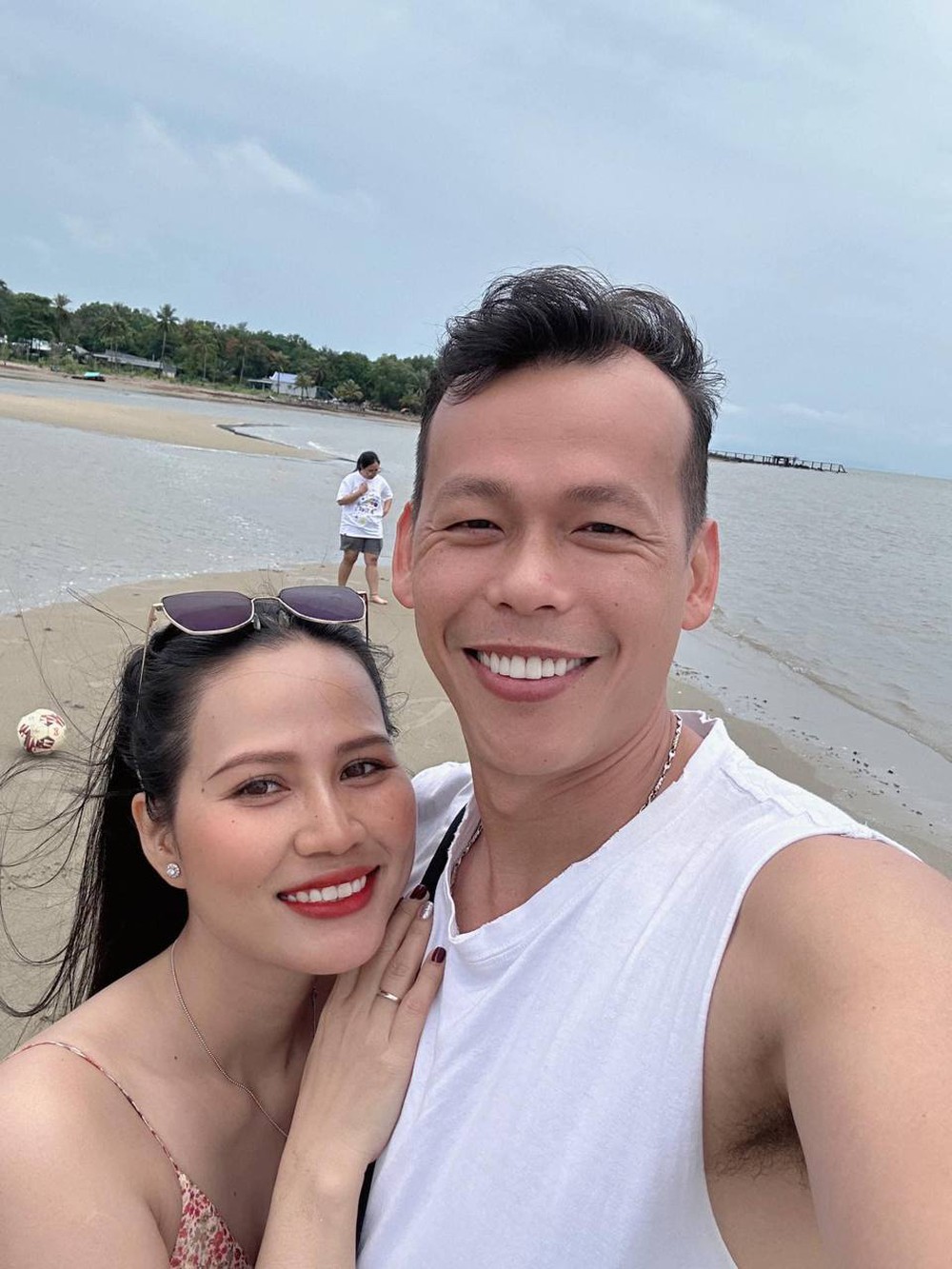 Hôn nhân của thủ môn nổi tiếng: 12 năm chung sống vẫn yêu như thuở ban đầu-10