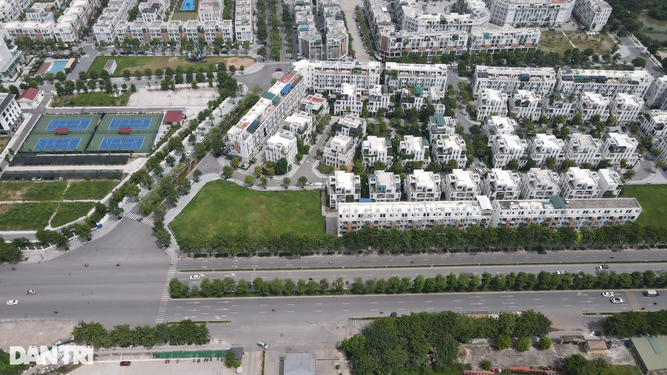 Thị trường biệt thự Hà Nội đóng băng do chủ đầu tư tạm khóa bảng hàng?-2