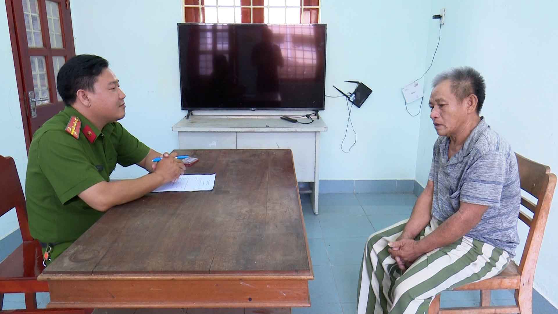 Bé gái 12 tuổi bán vé số dạo bị hiếp dâm sau khi được cho 15.000 đồng-1