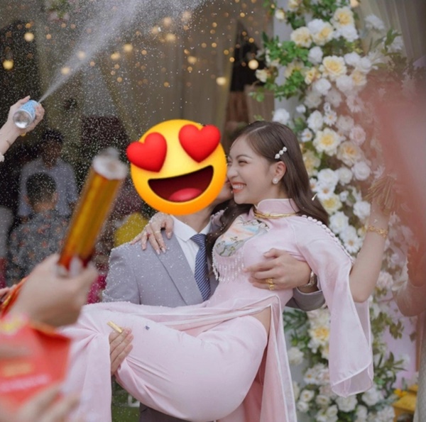 Xôn xao tình trạng mối quan hệ hiện tại của Nhật Lê sau đám hỏi rình rang với thiếu gia-2