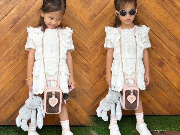 Hồ Ngọc Hà khoe ảnh cặp sinh đôi, Lisa bất ngờ thu hút với vẻ ngoài ra dáng tiểu thư quyền quý-1