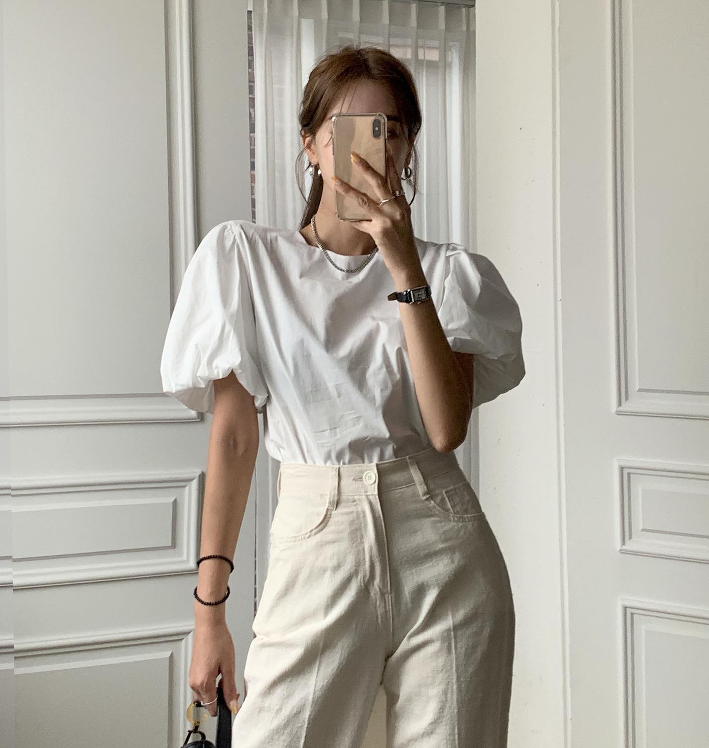 10 cách diện áo blouse tay bồng sang trọng, không bị sến-2