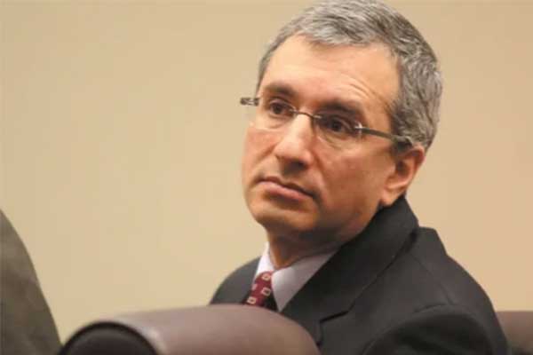 Tình yêu mù quáng của một nhà khoa học-2