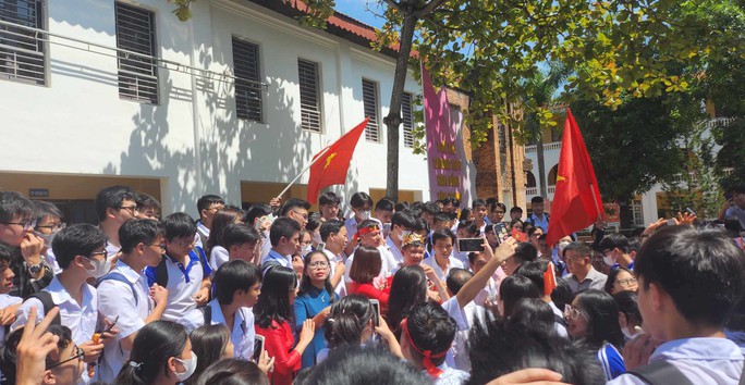 CLIP: Quê nhà Thanh Hóa chào đón nhà vô địch Đường lên đỉnh Olympia-12