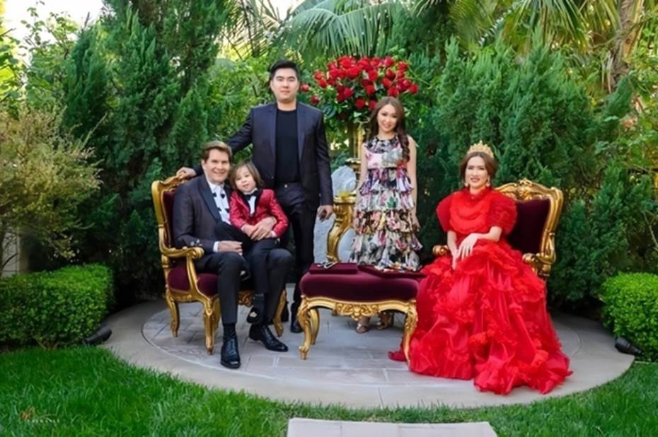 Thời niên thiếu cọ toilet nhận lương chỉ hơn 20k/h, giờ là tỷ phú vẫn chỉ thích ăn cơm vợ nấu-5