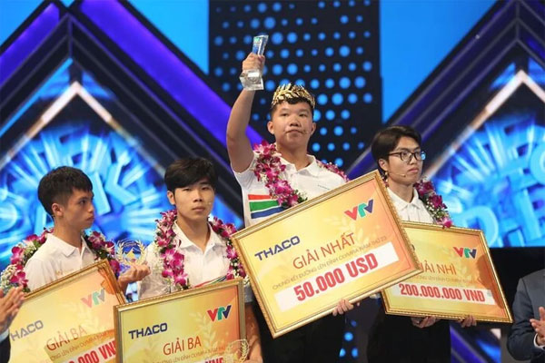 Quán quân Đường lên đỉnh Olympia 2023 được thưởng nóng gần 300 triệu đồng-2