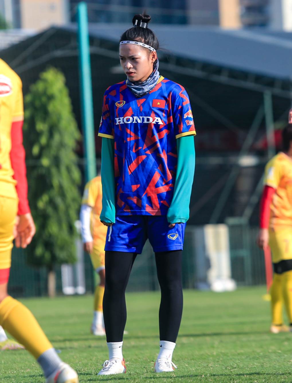 Hé lộ cách hotgirl Thanh Nhã, Trần Thị Duyên bảo vệ da khi tập luyện dưới tiết trời nắng gắt-6