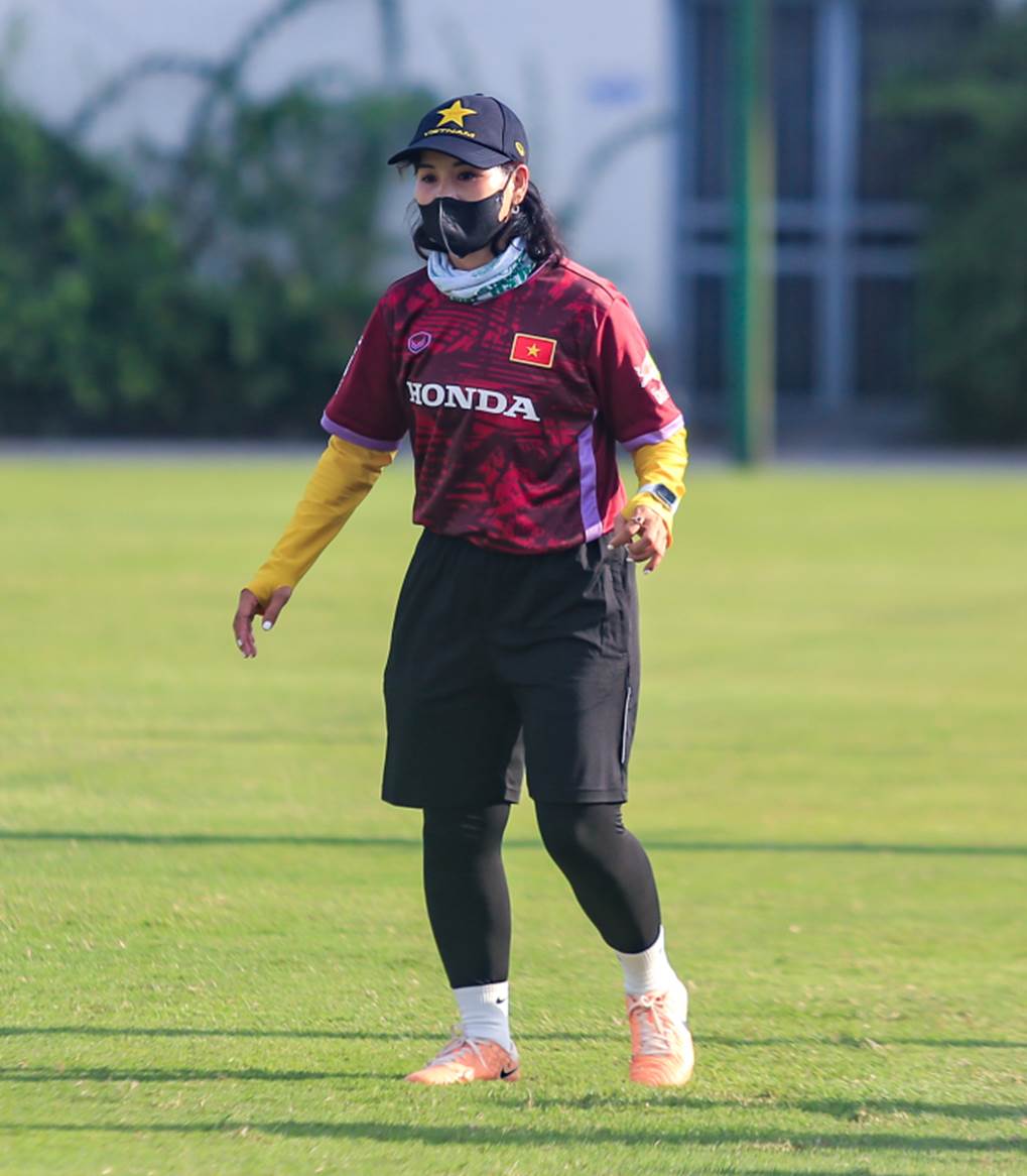 Hé lộ cách hotgirl Thanh Nhã, Trần Thị Duyên bảo vệ da khi tập luyện dưới tiết trời nắng gắt-7