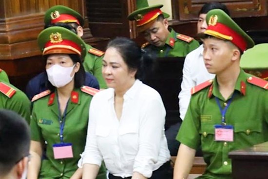 Không kháng cáo, bà Phương Hằng có cơ hội được giảm thời gian chấp hành án?
