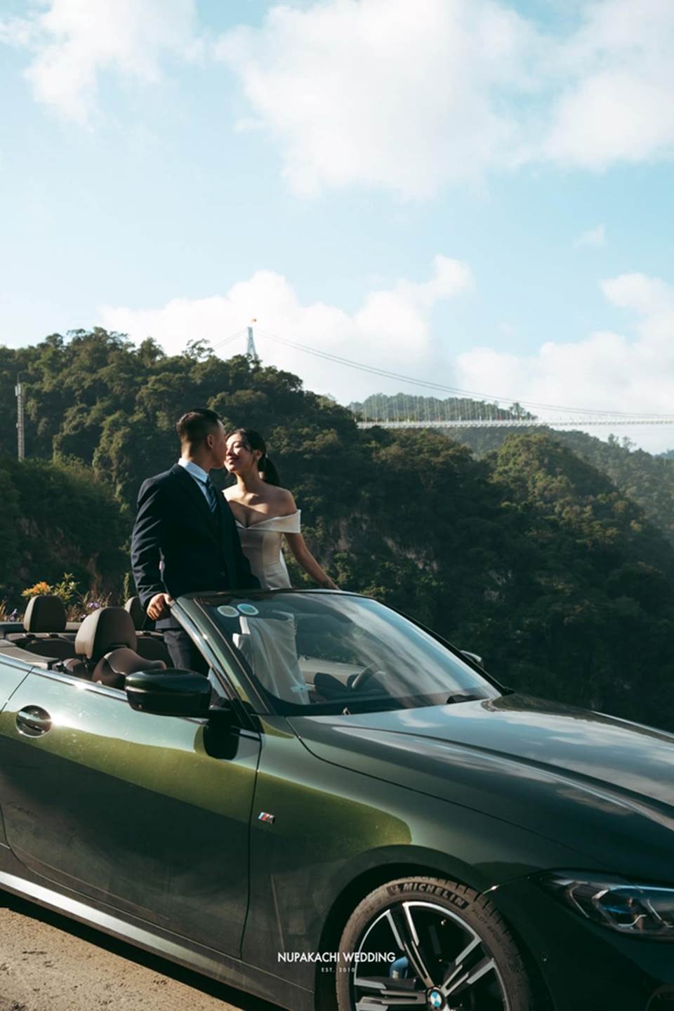 Chuyện tình của cô dâu siêu ngầu và anh lớp trưởng cùng bàn, đám cưới phải chất mới chịu-4