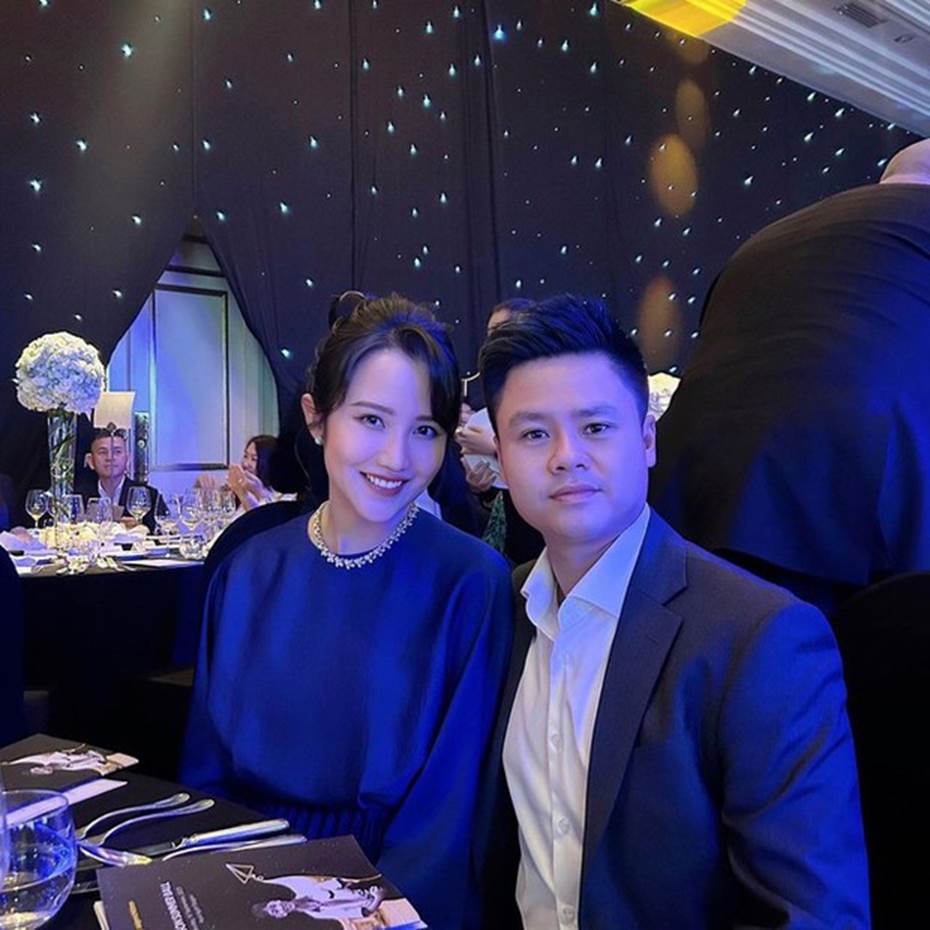TGĐ Phan Thành hiếm hoi lên sóng” cùng vợ, visual của Primmy Trương ra sao mà dân tình đồn đoán có tin vui?-1