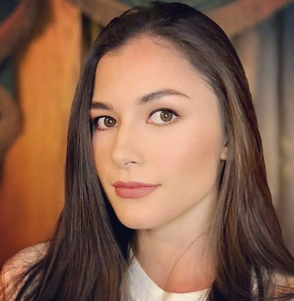 Hoàng tử độc thân quyến rũ nhất châu Á” tuyên bố kết hôn, danh tính và nhan sắc cô dâu hoàng gia gây trầm trồ-3