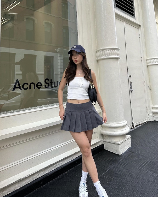 4 dáng váy được hội sành điệu từ Á sang Âu diện chóng mặt, chứng minh hot trend là đây-3