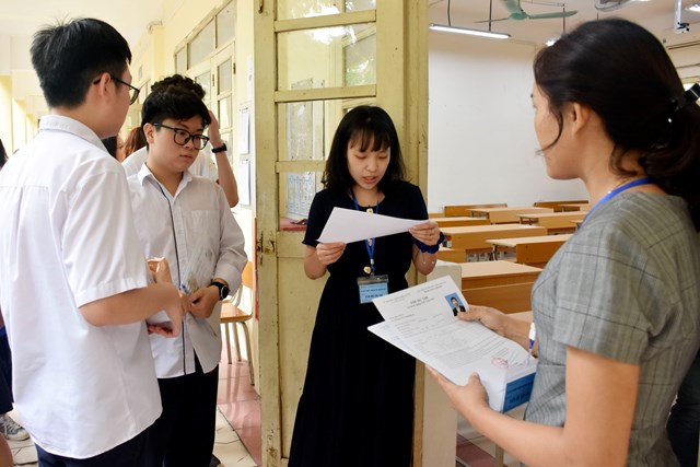 Thi tốt nghiệp THPT: Giảm môn thi bắt buộc, giảm áp lực người học-1