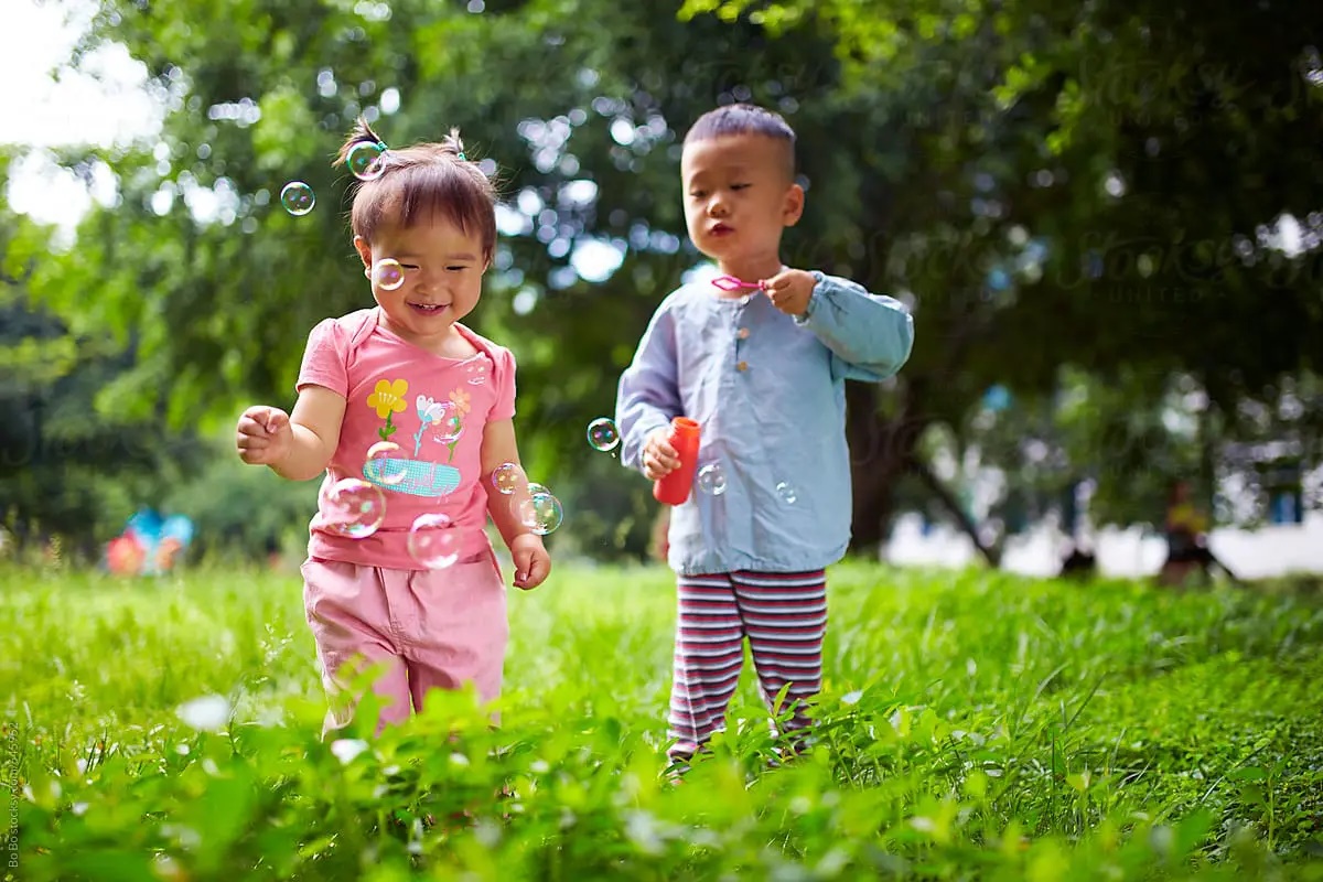 Nghiên cứu của Harvard: Những đứa trẻ lớn lên sống hạnh phúc có 3 đặc điểm-1