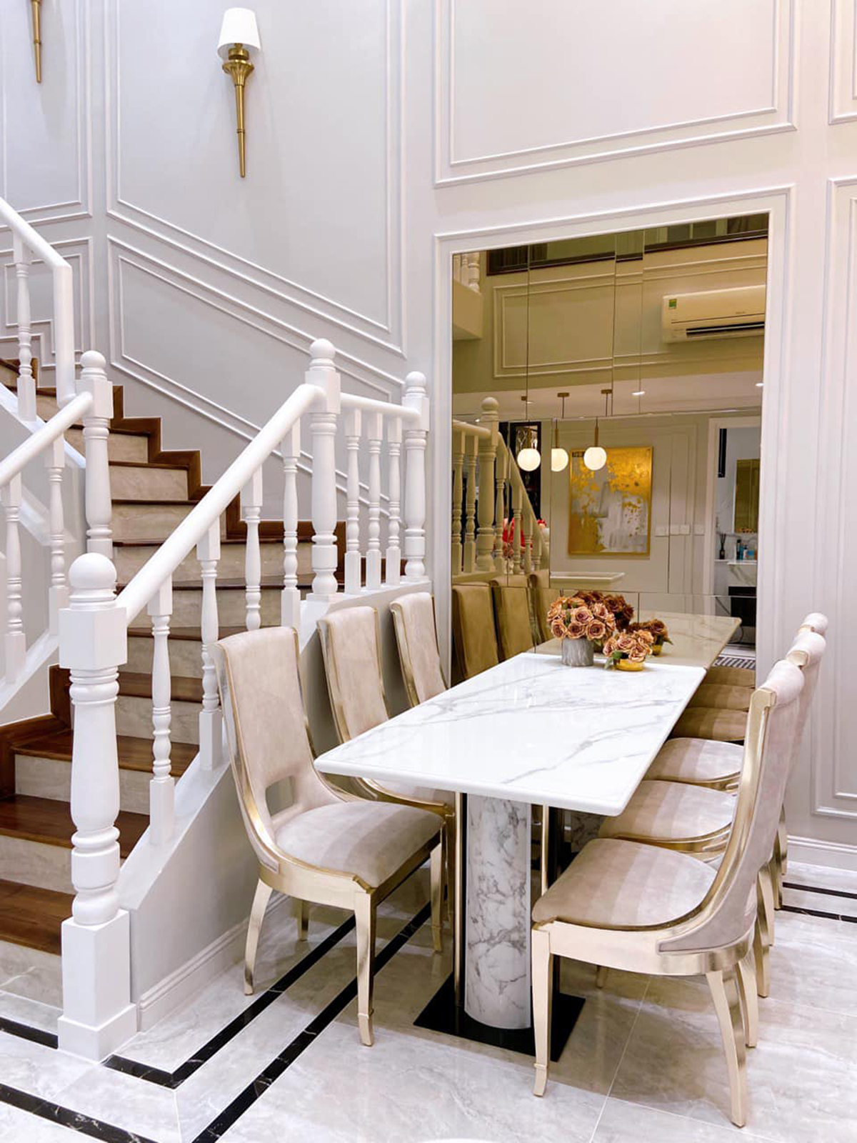 Khoe bạn gái nóng bỏng, cầu thủ Vũ Văn Thanh thêm niềm vui tậu nhà mới gần 10 tỷ đồng, nội thất gây choáng ngợp-5