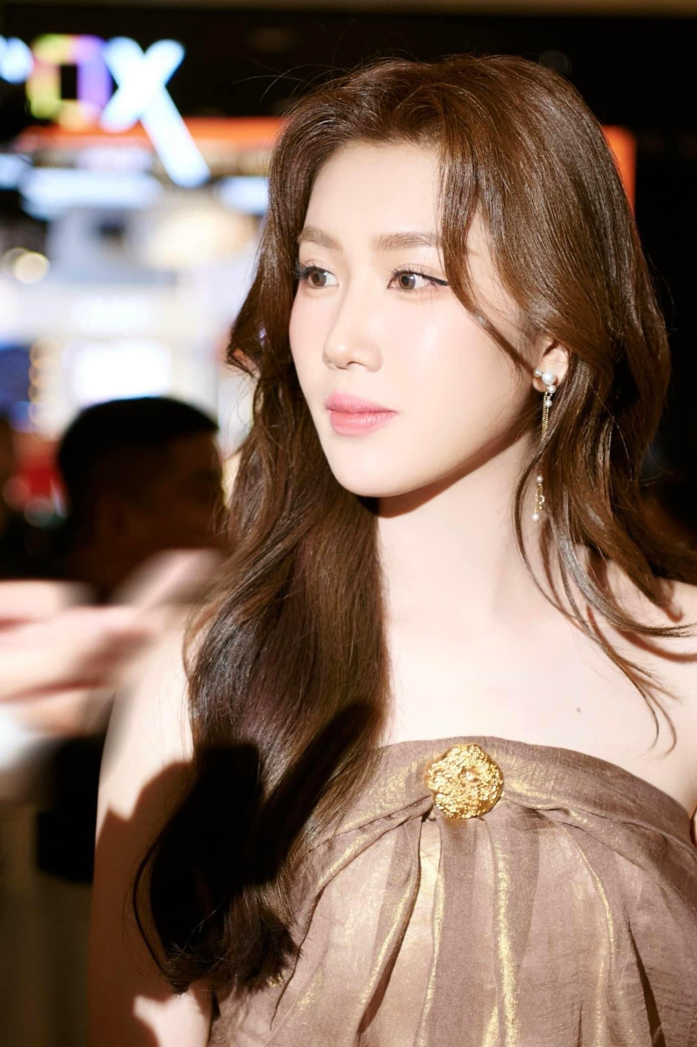 Thuý Ngân là chiến thần vượt ải cam thường: Nhan sắc góc nào cũng xinh, vóc dáng hậu tăng cân ra sao?-5