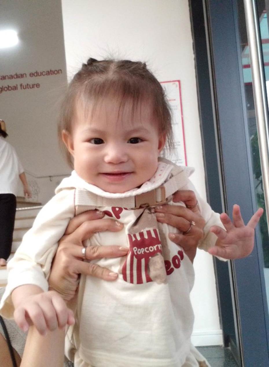 Loạt ảnh mới viral của nhỏ Pam” - cháu gái tập đoàn may mặc: Idol đi học, người buồn là chúng tui”-10