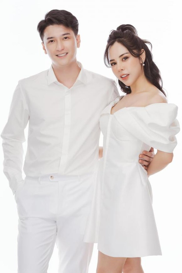 Bạn gái và Huỳnh Anh lộ diện, bộc bạch nỗi lòng sau thông báo mất con-4