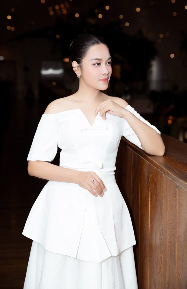 O Sen Ngọc Mai mang thai nhóc tỳ thứ 3, hé lộ khung ảnh đầu tiên của mẹ bầu-3