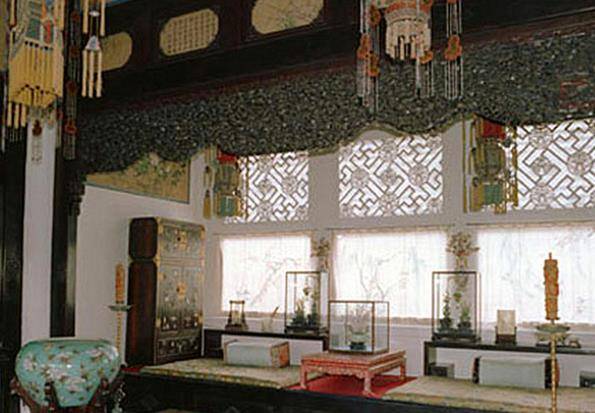 Bên trong phòng ngủ của Từ Hi Thái hậu: Nội thất hiện đại bậc nhất, có dát đầy vàng bạc châu báu như lời đồn?-8