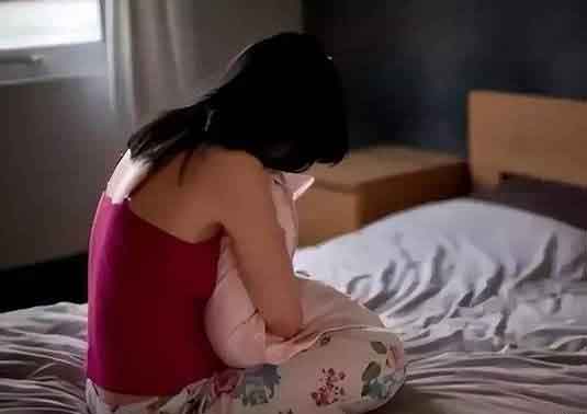 Nhận lời nuôi con riêng cho gia chủ, người giúp việc sống day dứt suốt 5 năm-1