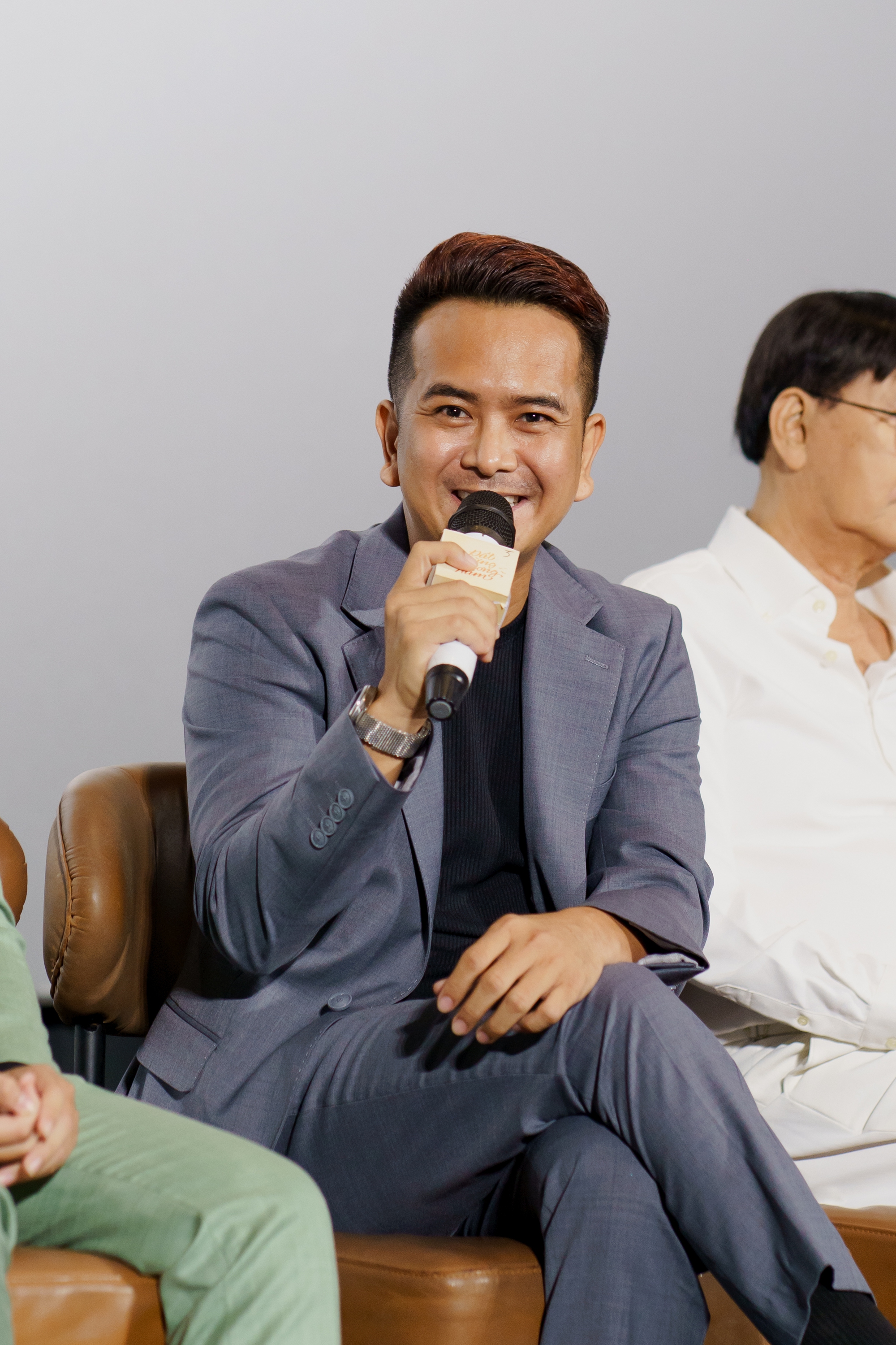 Trấn Thành phản ứng nhanh ngay khi bé An - Hùng Thuận nhắc vụ bao rạp giữa họp báo-2