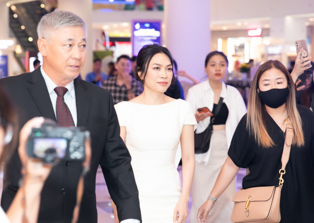 Mỹ Tâm mượn cớ tỏ tình với Mai Tài Phến ngay giữa sự kiện, phát tín hiệu công khai chăng?-2