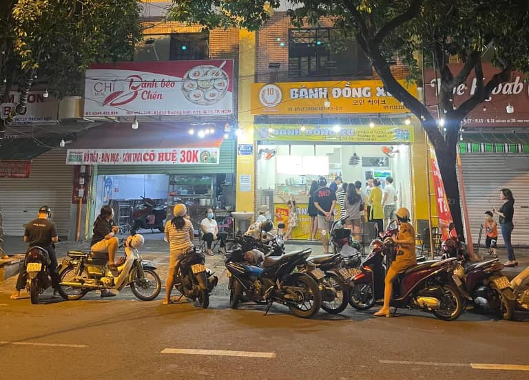 Bị chê đắt bánh đồng xu vẫn gây sốt ở Sài Gòn-1