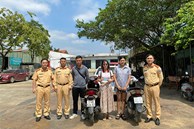Cô giáo ở Hà Nội nhận lại xe máy bị mất trộm từ tình tiết khó ngờ