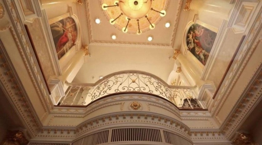 Biệt thự như cung điện hoàng gia của người đàn ông quyền lực đang dính lùm xùm với Hoa hậu Thùy Tiên-14