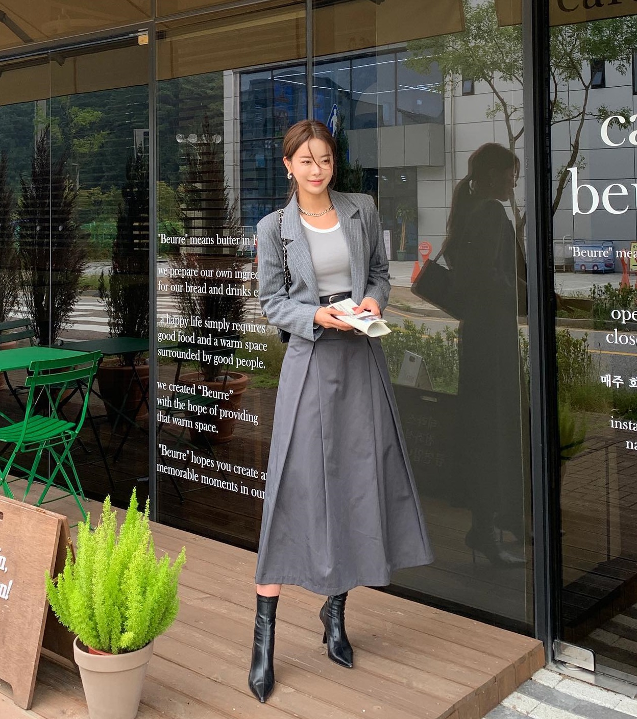 10 set chân váy dài đáng thử trong mùa lạnh năm nay-2