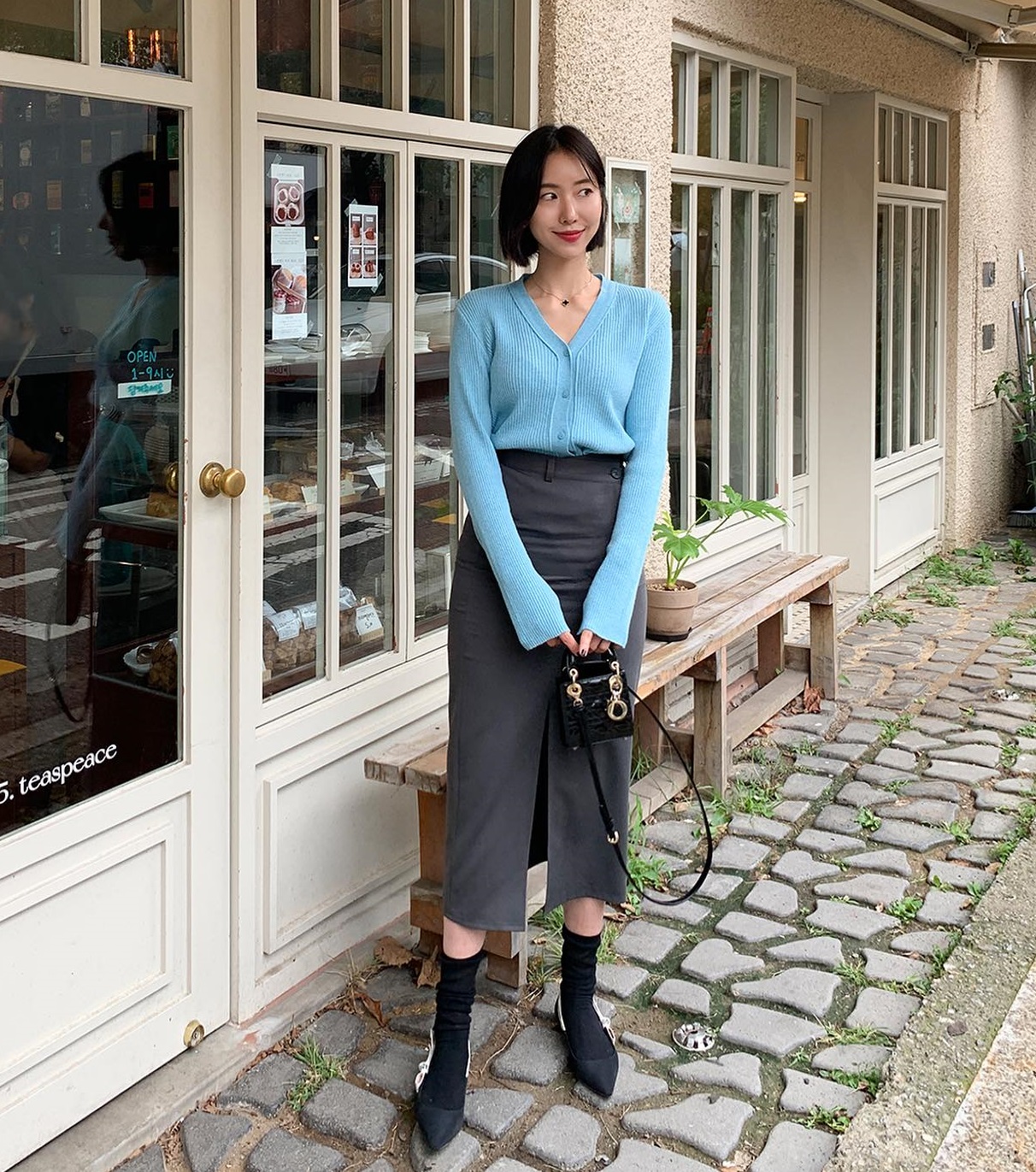 10 set chân váy dài đáng thử trong mùa lạnh năm nay-8