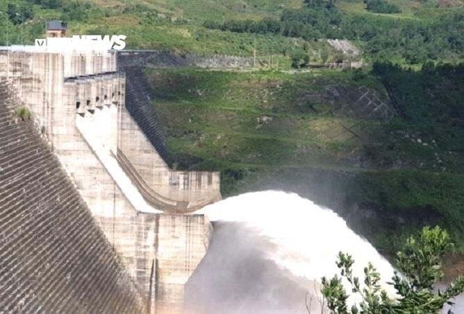 Quảng Nam cảnh báo lũ, yêu cầu các hồ thủy điện không gây dòng chảy đột biến-2