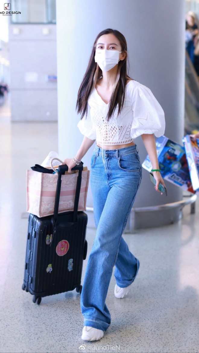 Các nàng 30+ muốn lão hóa ngược, cứ học lỏm gu thời trang của Angelababy-4