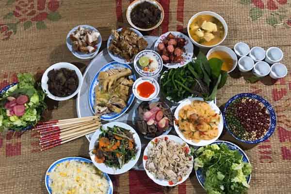 Chị em dâu cãi nhau vào ngày giỗ bố, mẹ chồng nói lời này khiến tôi tái mặt-2