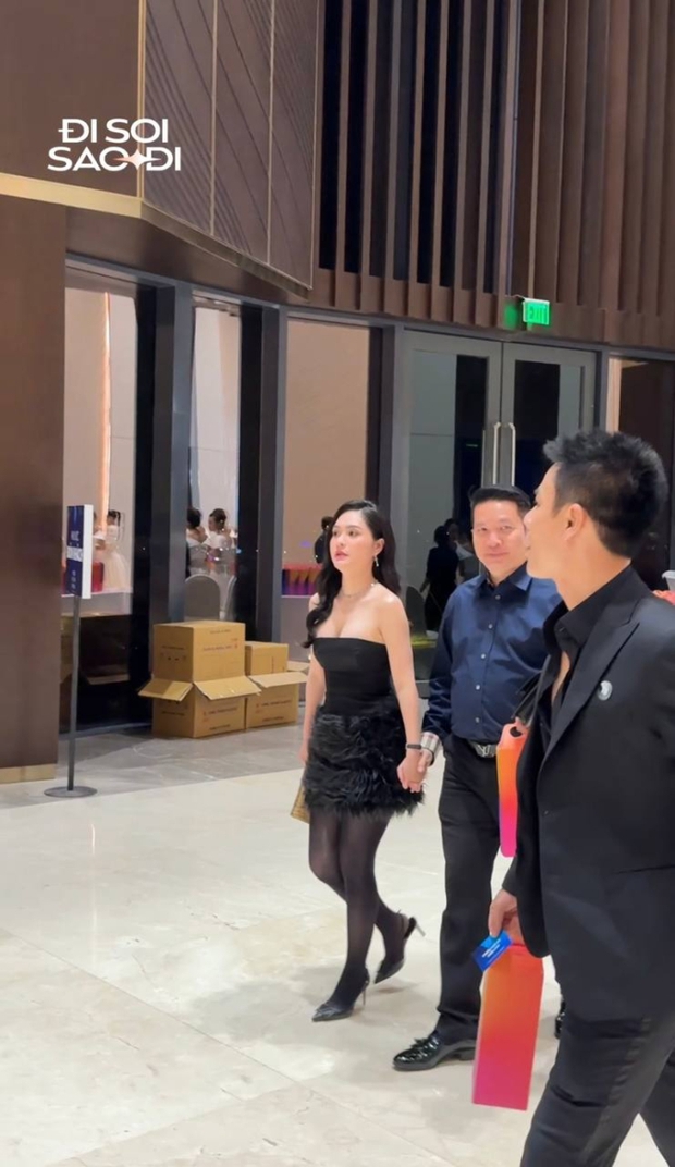 Vóc dáng hiện tại của Đoàn Di Băng ra sao mà được nhận xét thoát chấp niệm cam thường rồi”?-2