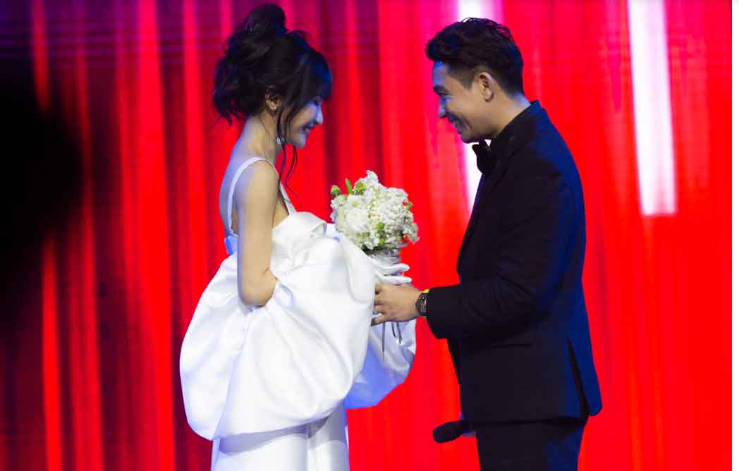 Đại gia Minh Nhựa nói lời ngọt ngào, ‘khoe’ giấy đăng ký kết hôn với Mina Phạm-2