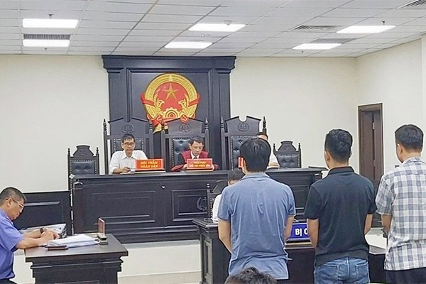 Vụ 3 công an bắn dê của dân: Bị hại xin miễn trách nhiệm hình sự cho các bị cáo-1