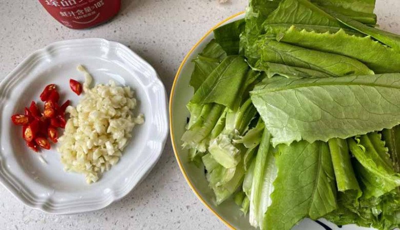 Lá này canxi gấp 36 lần canh xương, ăn sống hay nấu chín đều ngon, Việt Nam rất sẵn-5