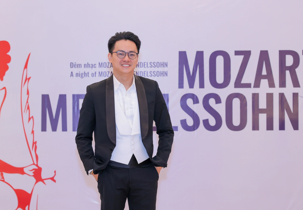 Chồng sắp cưới của Thanh Hằng: Nhạc trưởng điển trai, sự nghiệp thế nào?-3