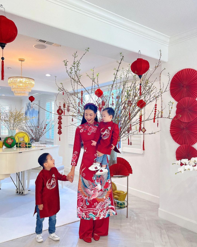 Phạm Hương lập Instagram flex độ khéo: Mê cắm hoa và decor nhà cửa, cứ đến lễ hội là trang hoàng đẹp mê-14