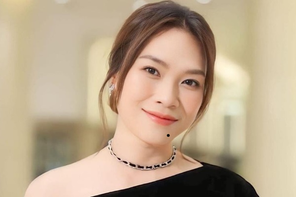 4 vị trí nốt ruồi thu hút thị phi, ngồi im cũng trúng đạn-4