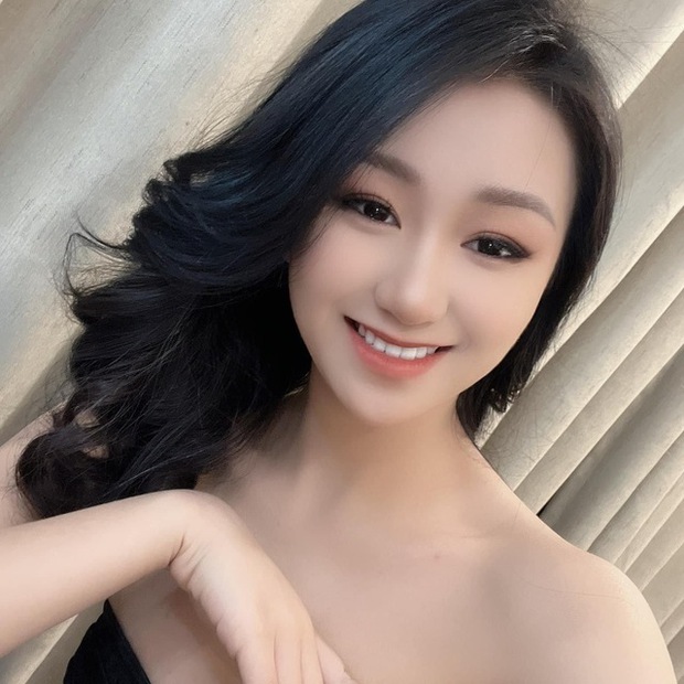 Hồ Yến Nhi - Á Khôi 2 Hoa khôi Áo dài Việt Nam 2022 là ai?-4